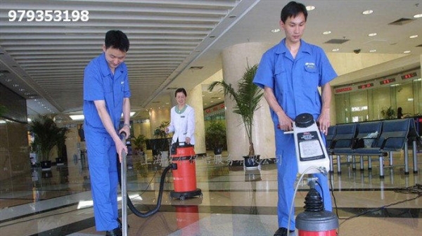 保潔托管與物業(yè)保潔一樣嗎？